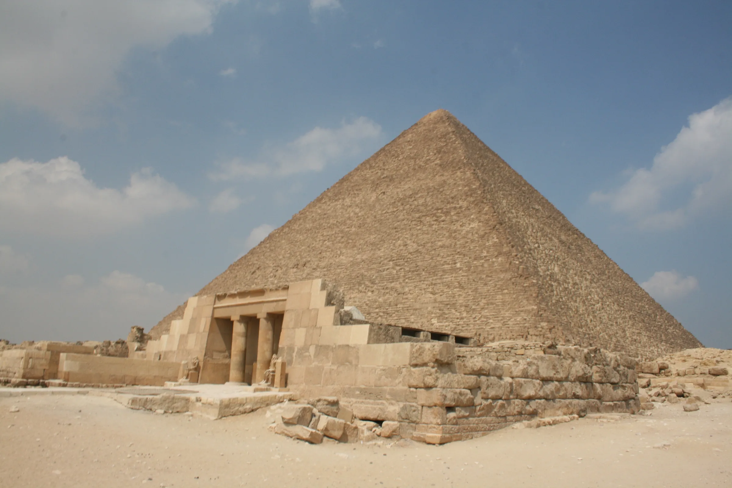 La Grande Pyramide : une merveille architecturale et astronomique